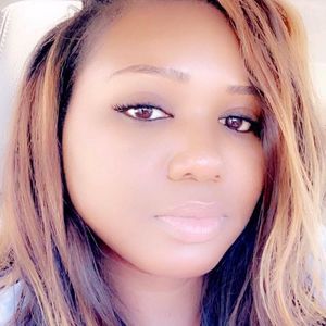 Meet your Posher, Tinisha